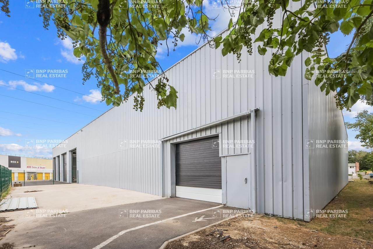 Location Activité 1220 m² non divisibles 91090 Lisses
