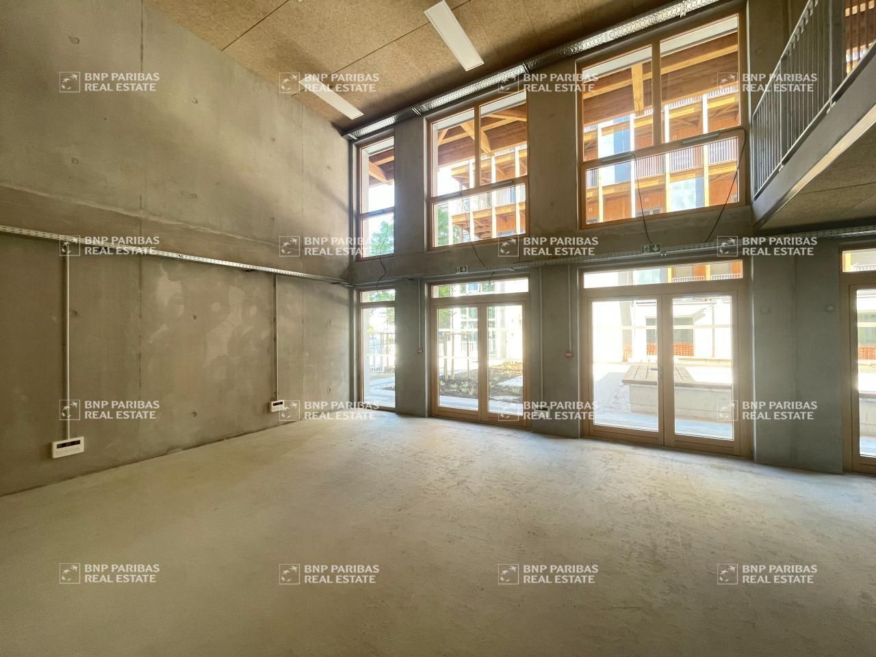 Location Bureaux 403.4 m² divisibles 44200 Nantes