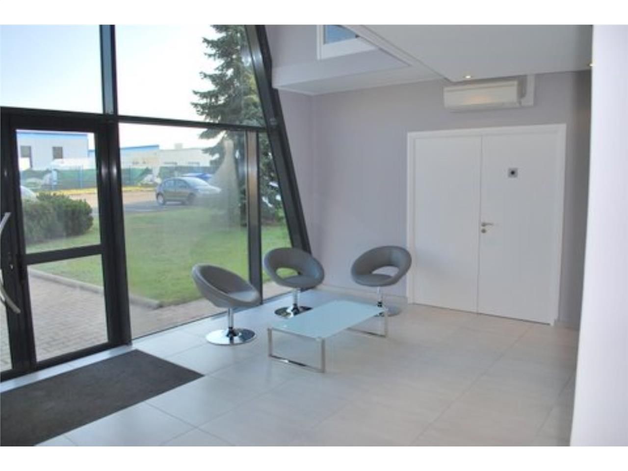 A louer - Immeuble de bureaux indépendant sur 2 n