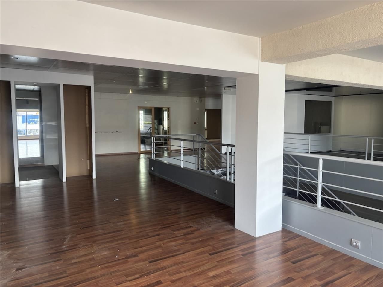 À VENDRE OU À LOUER : Local d'activité de 500 m²