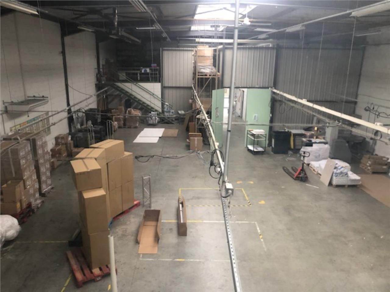 À VENDRE OU À LOUER : Local d'activité mixte  Bel