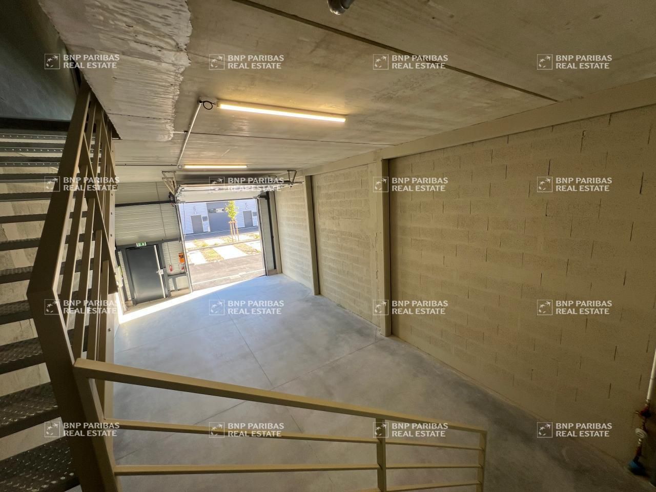 Location Activité 2442.29 m² divisibles 33170 Gradignan