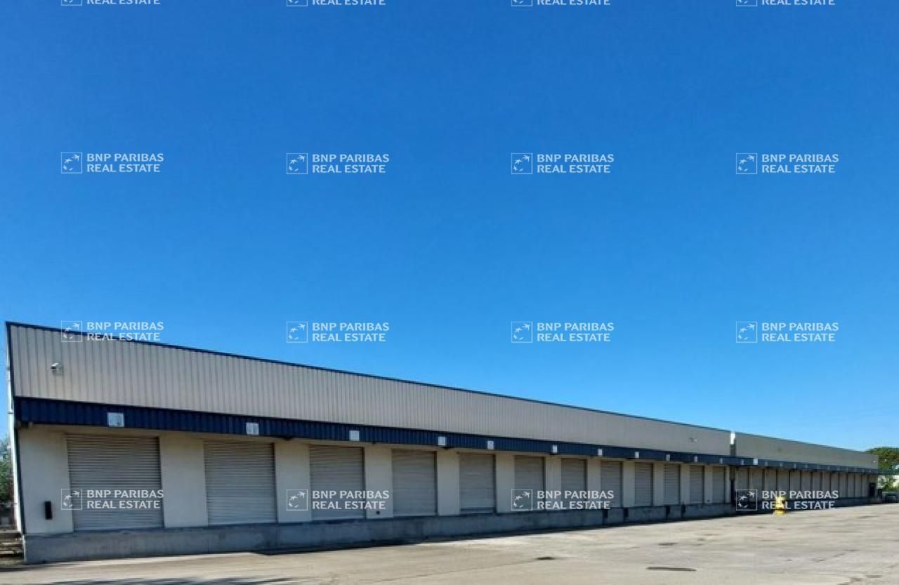 3071 m² pour cetentrepôts classe c en vente à Avignon