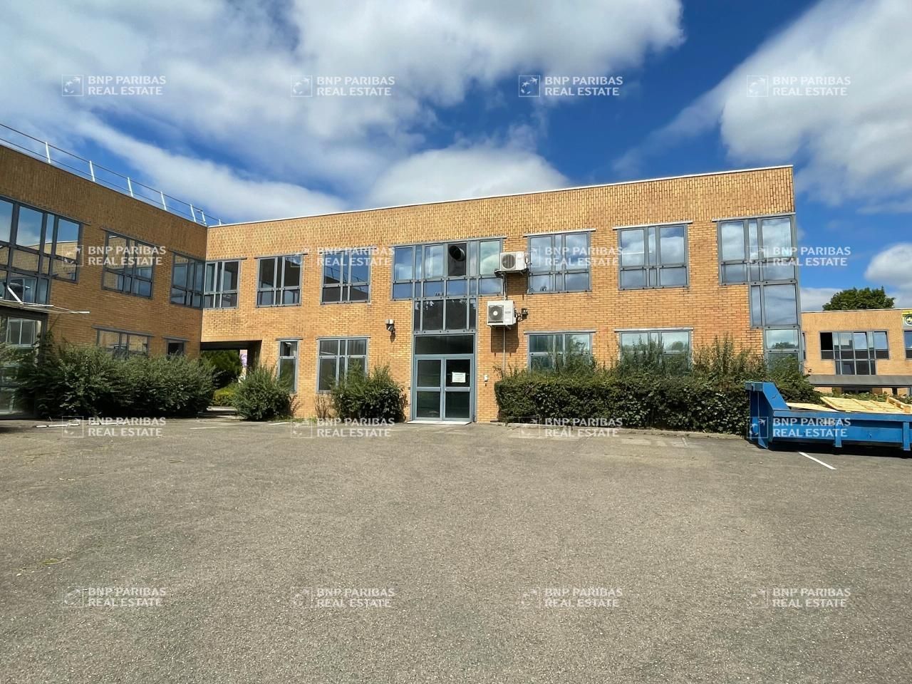 Vente Activité 808 m² non divisibles 78180 Montigny-le-bretonneux
