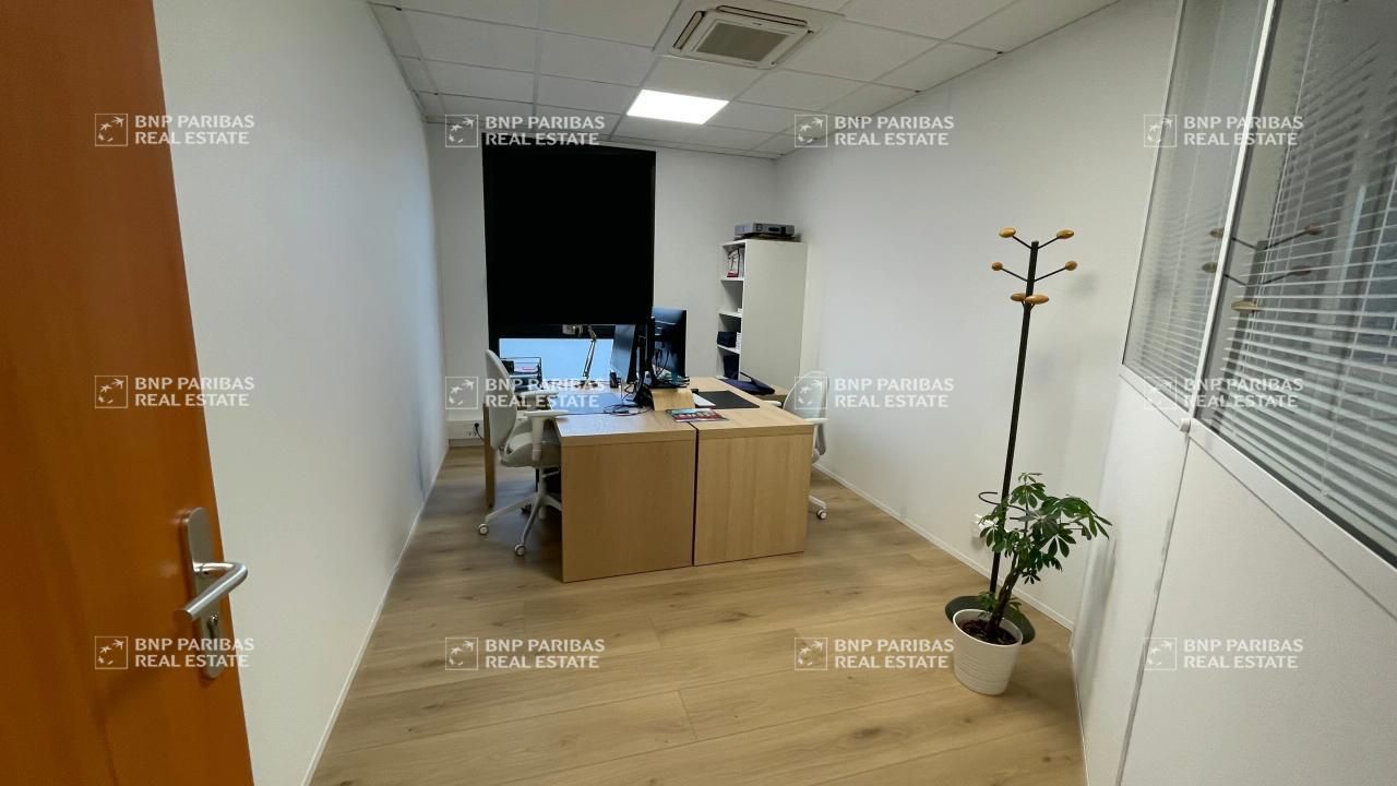 110 m² pour ce bureaux en location à Serris