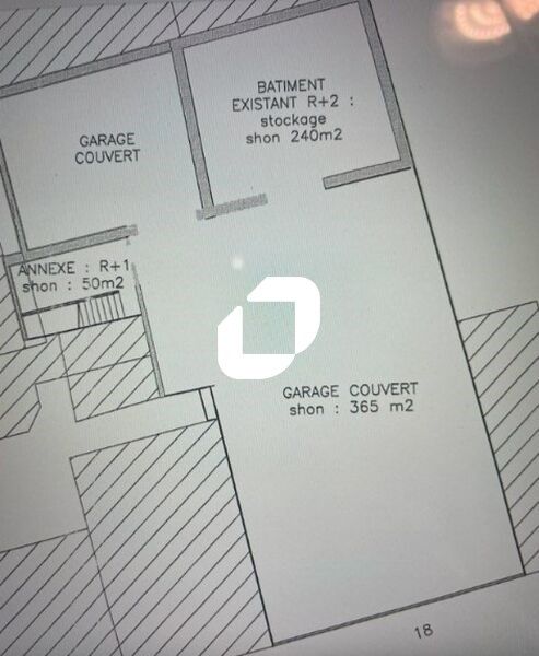 Location entrepots 586 m² non divisibles