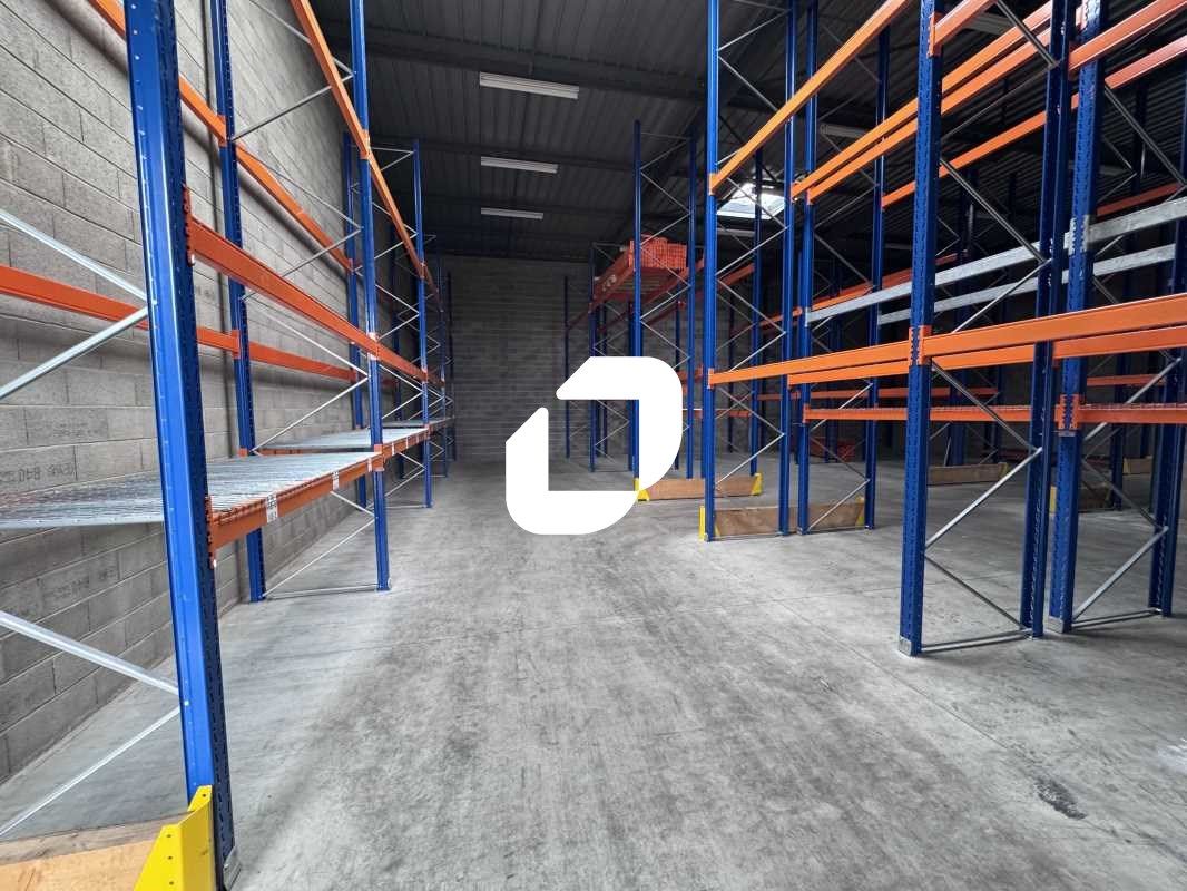 IMMPROVE vous propose à la location, dans la zone