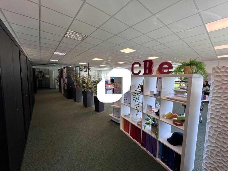 IMMPROVE vous propose à la location, 2 lots, un d