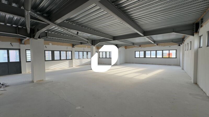 IMMPROVE propose à la vente des bureaux d'une sup