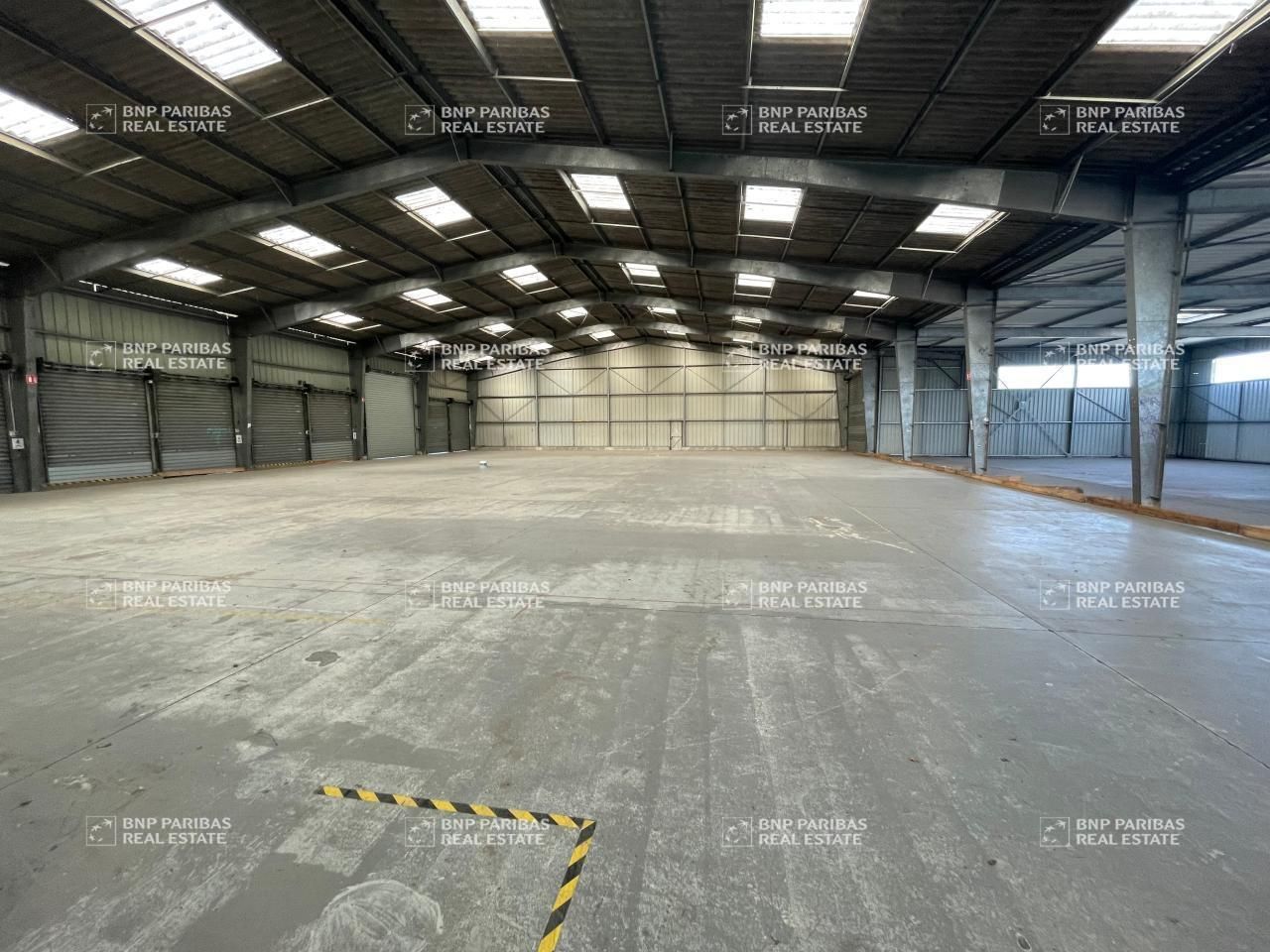 Location Activité 1521 m² non divisibles 35510 Cesson-sévigné