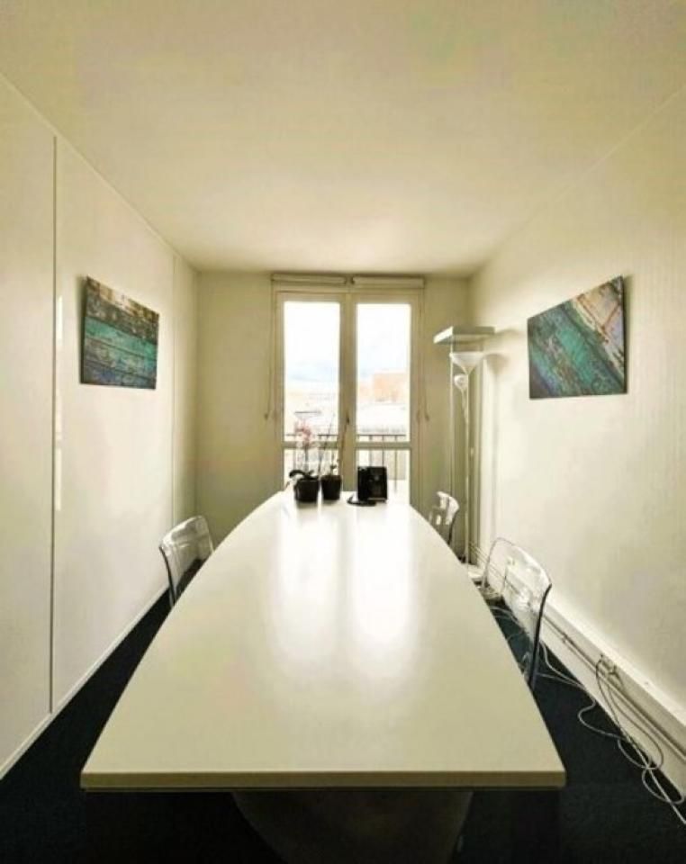 133 m² pour ce bureaux en location à Versailles