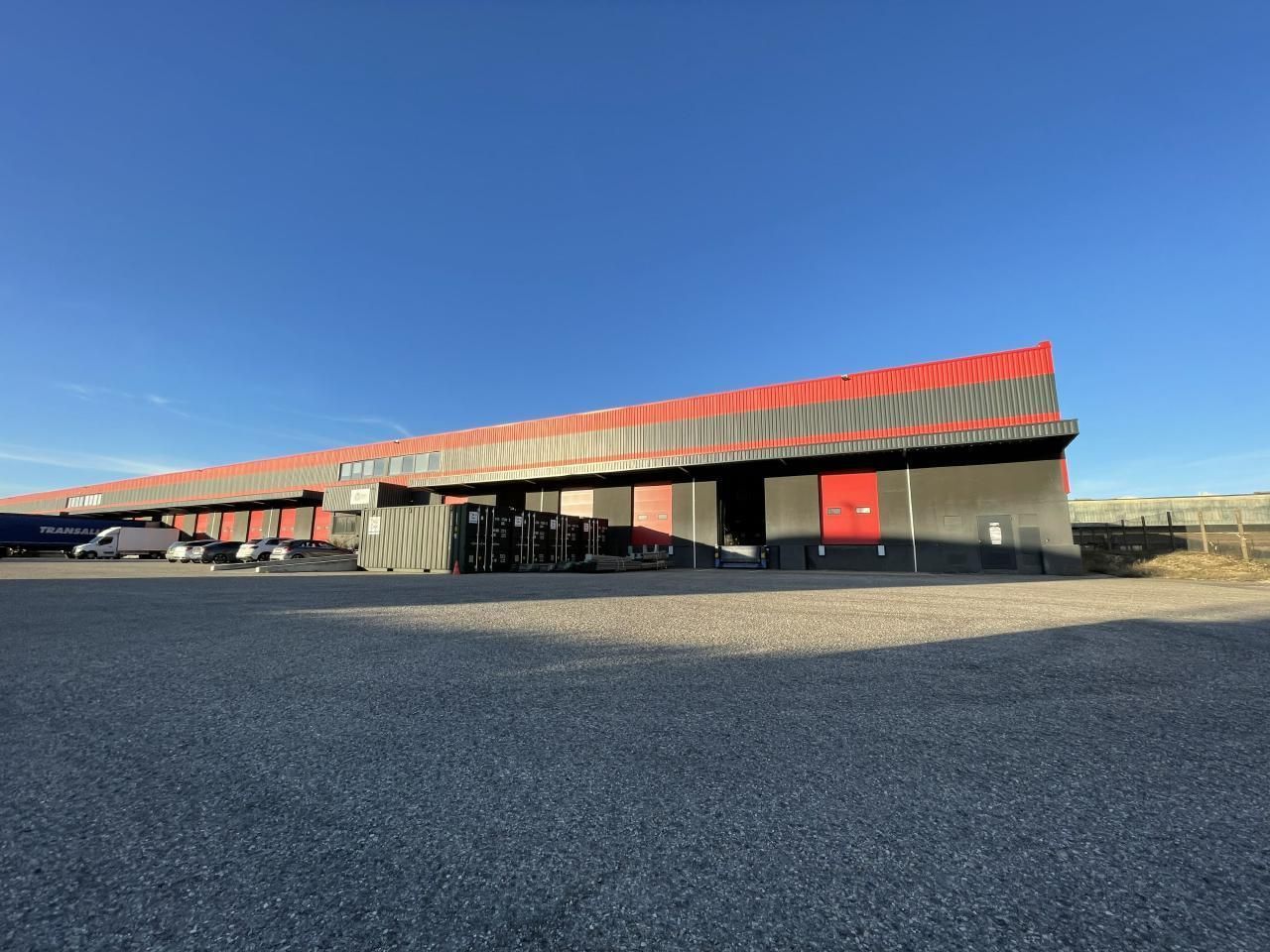 Vente Activité 1974 m² non divisibles 38070 Saint-quentin-fallavier