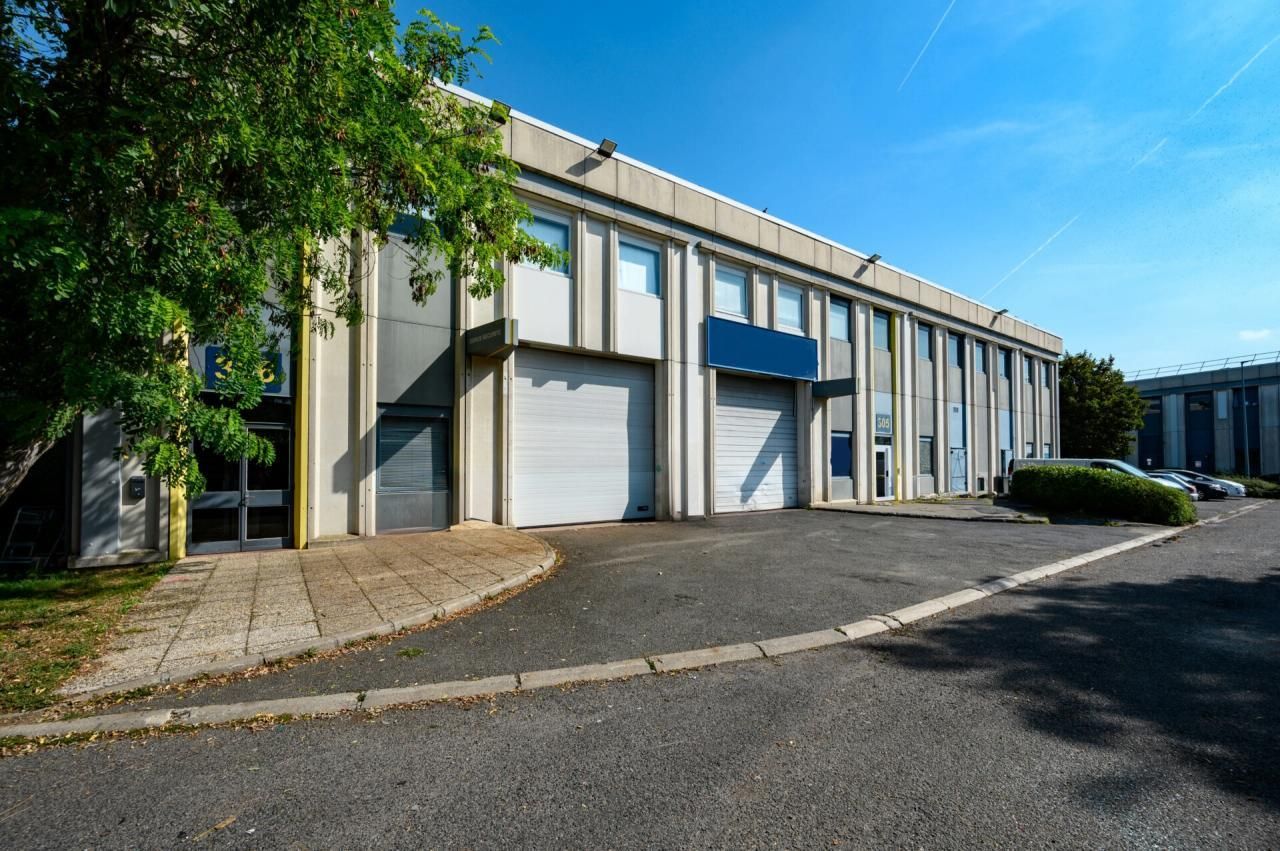 3921 m² pour ce pme-pmi en location à Gennevilliers