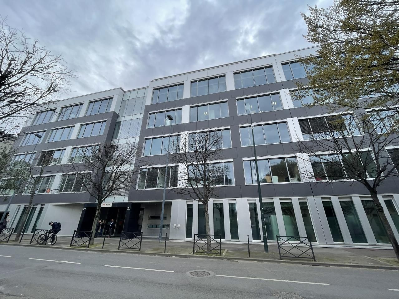 Location Bureaux 4805 m² non divisibles 92110 Clichy