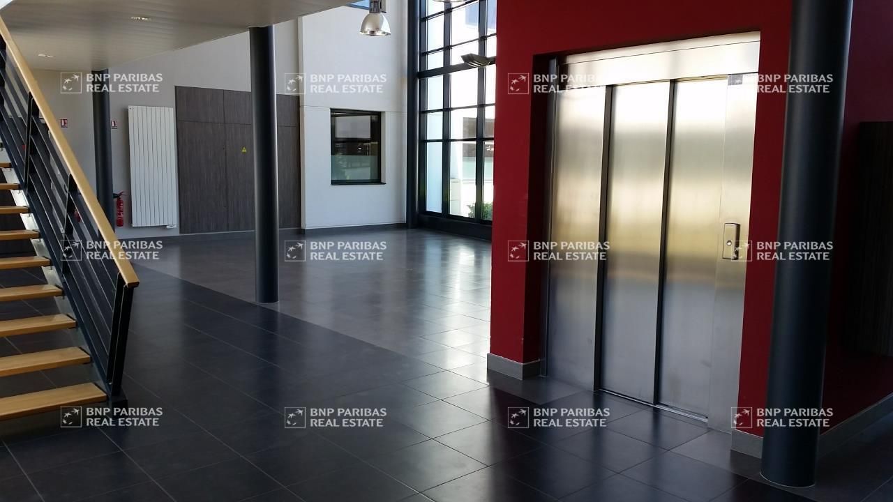 174.62 m² pour ce bureaux en location à Dijon