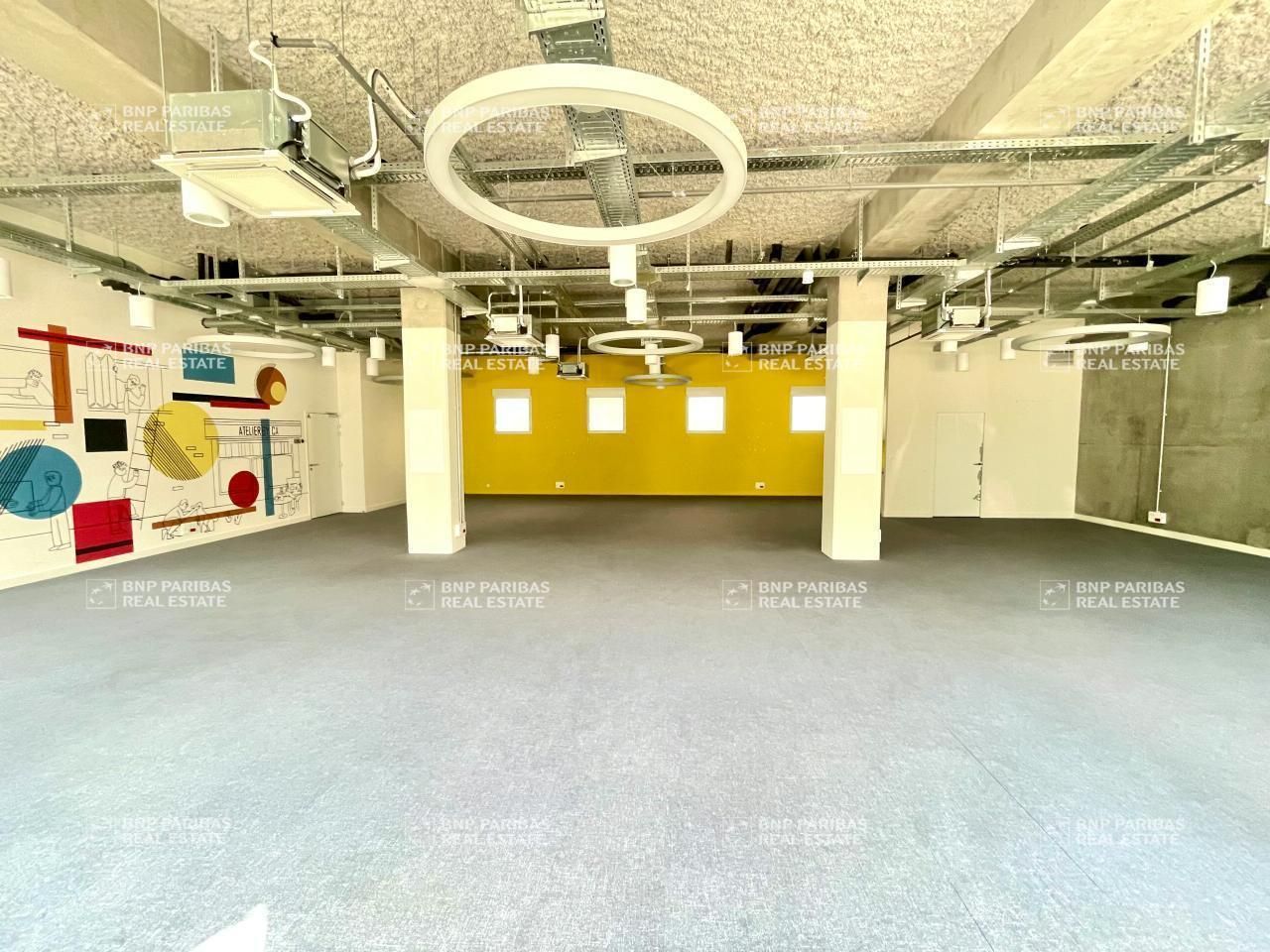 323 m² pour ce bureaux en location à Nantes