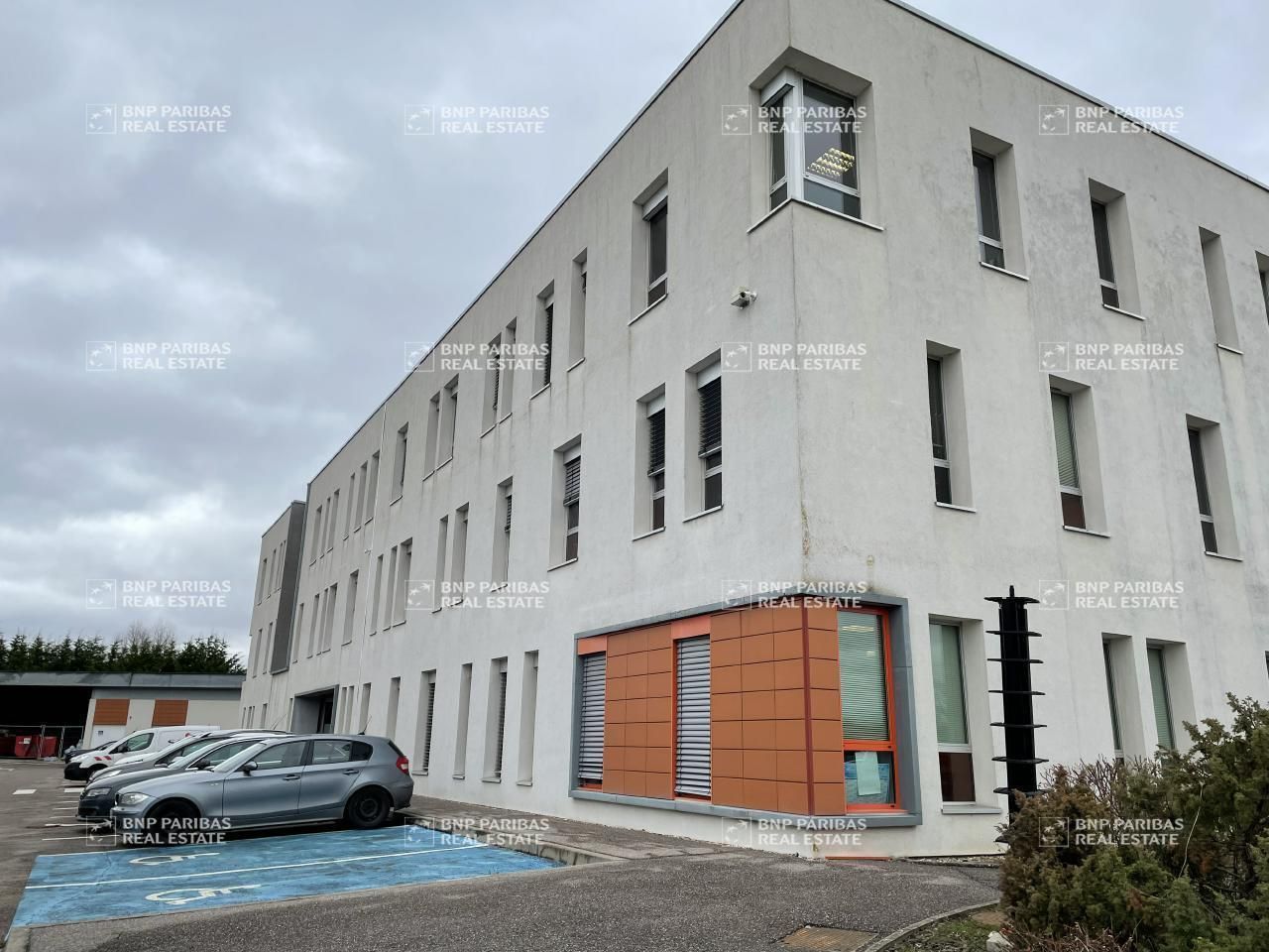 1664 m² pour ce bureaux en location à Metz