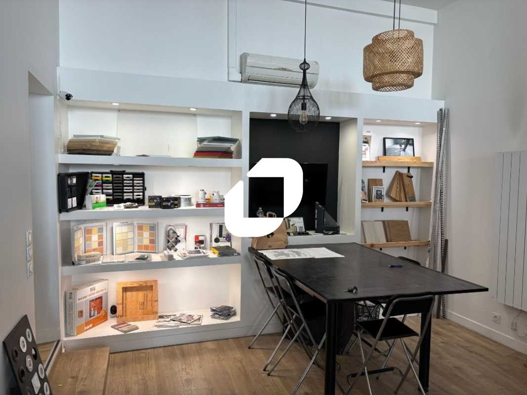 A proximité immédiate du Palais de Justice, IMMPR