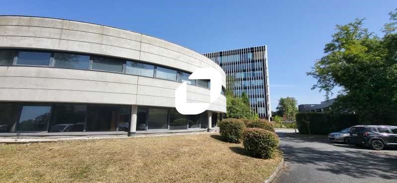 A proximité immédiate du tramway ainsi que de l'a