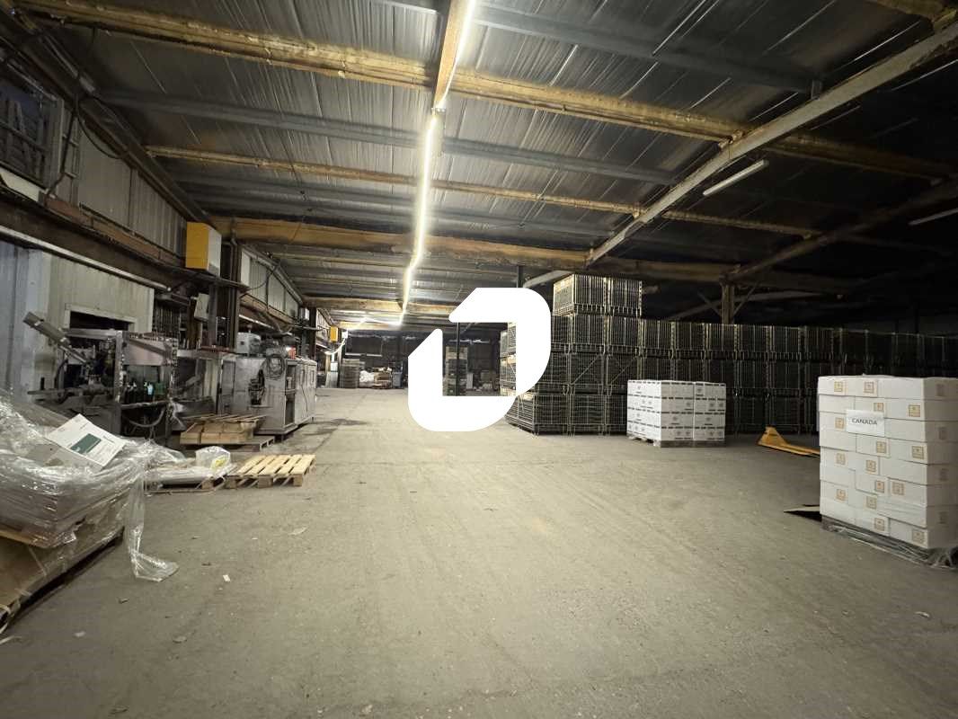 Sur la RN 89, IMMPROVE vous propose un entrepôt e