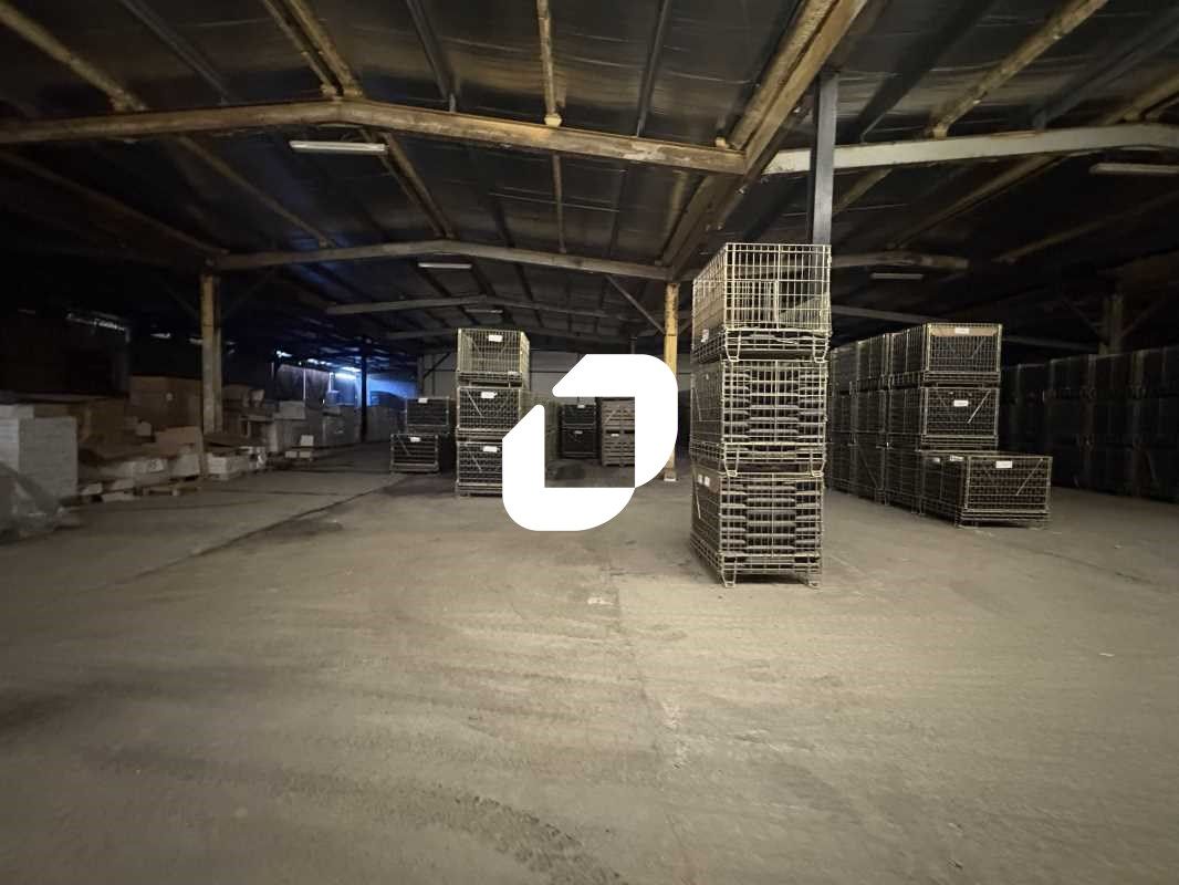 Sur la RN 89, IMMPROVE vous propose un entrepôt e