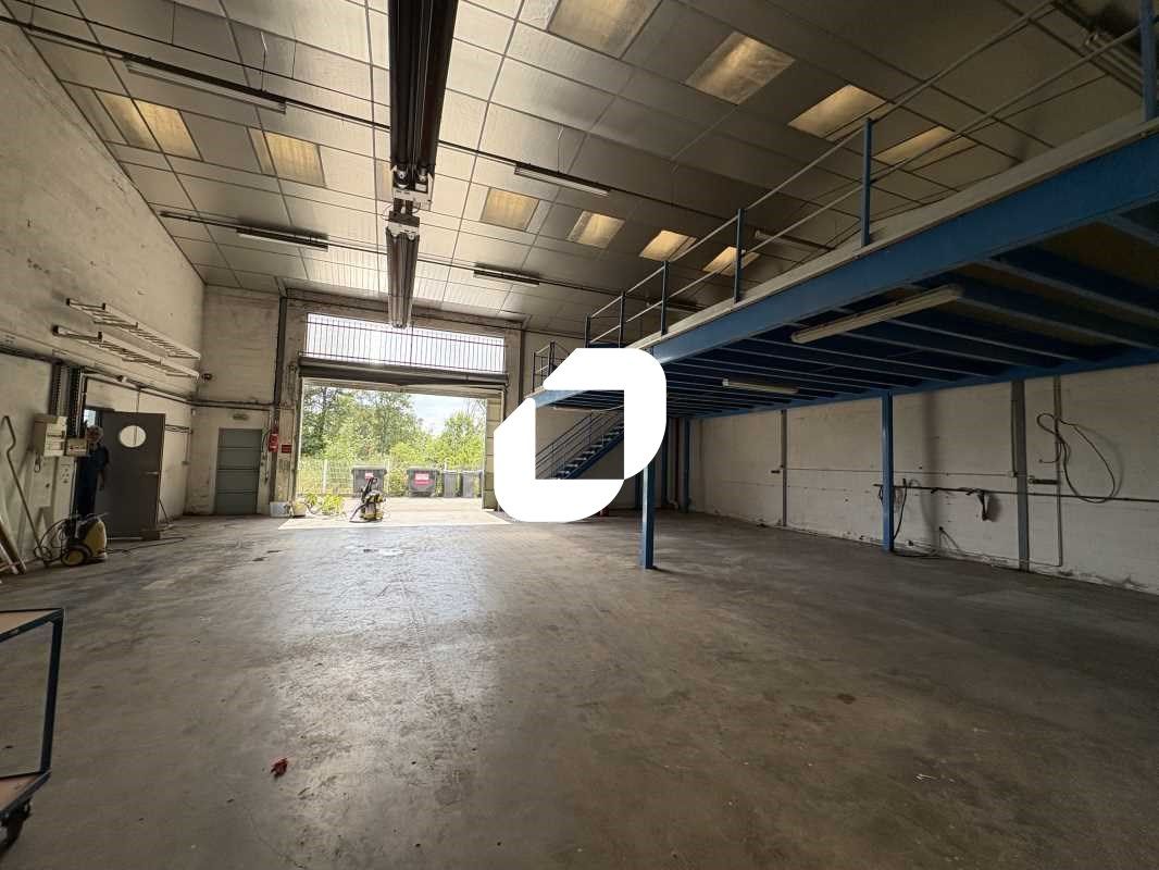 Au coeur d'une petite zone d'activités dynamique 