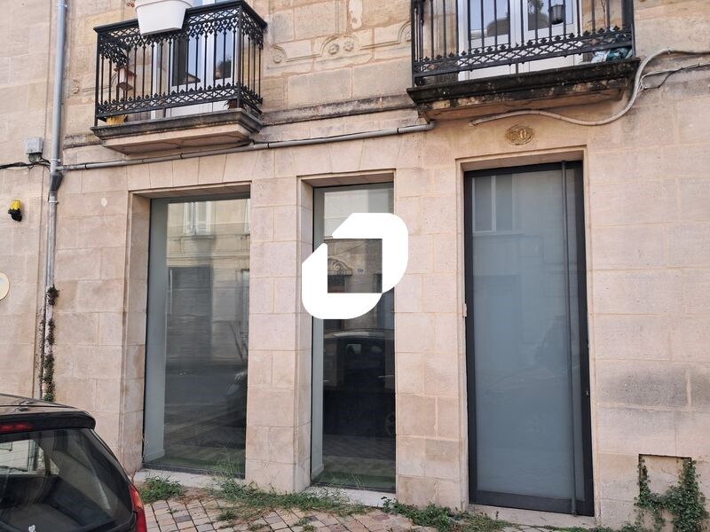 A Bordeaux centre, proche de la Place Paul Doumer