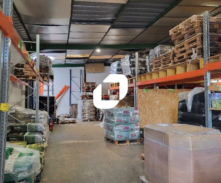 Situé au coeur de la zone industrielle de BERSOL,