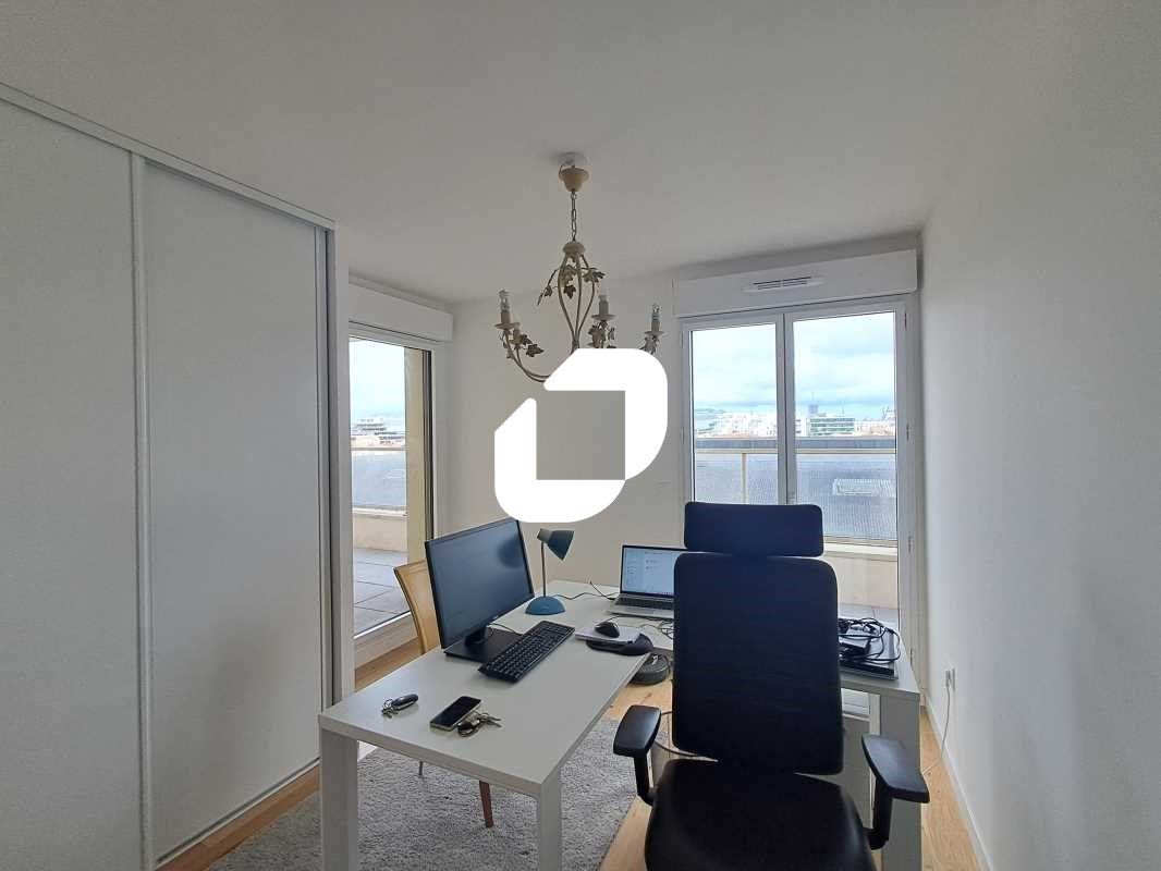 A proximité de la gare de Bordeaux Saint-Jean, IM