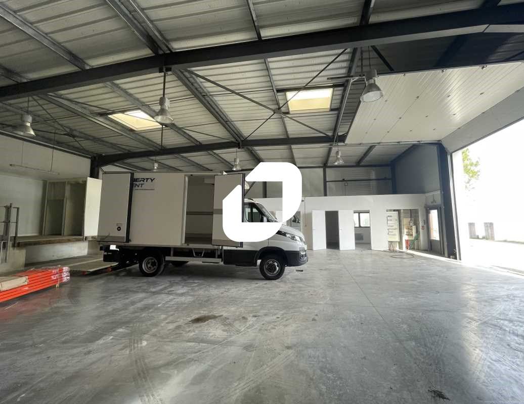 Sur la commune du Barp, à proximité de la sortie 