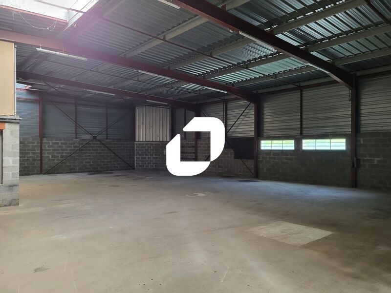 Situé au coeur de la zone industrielle de BERSOL,