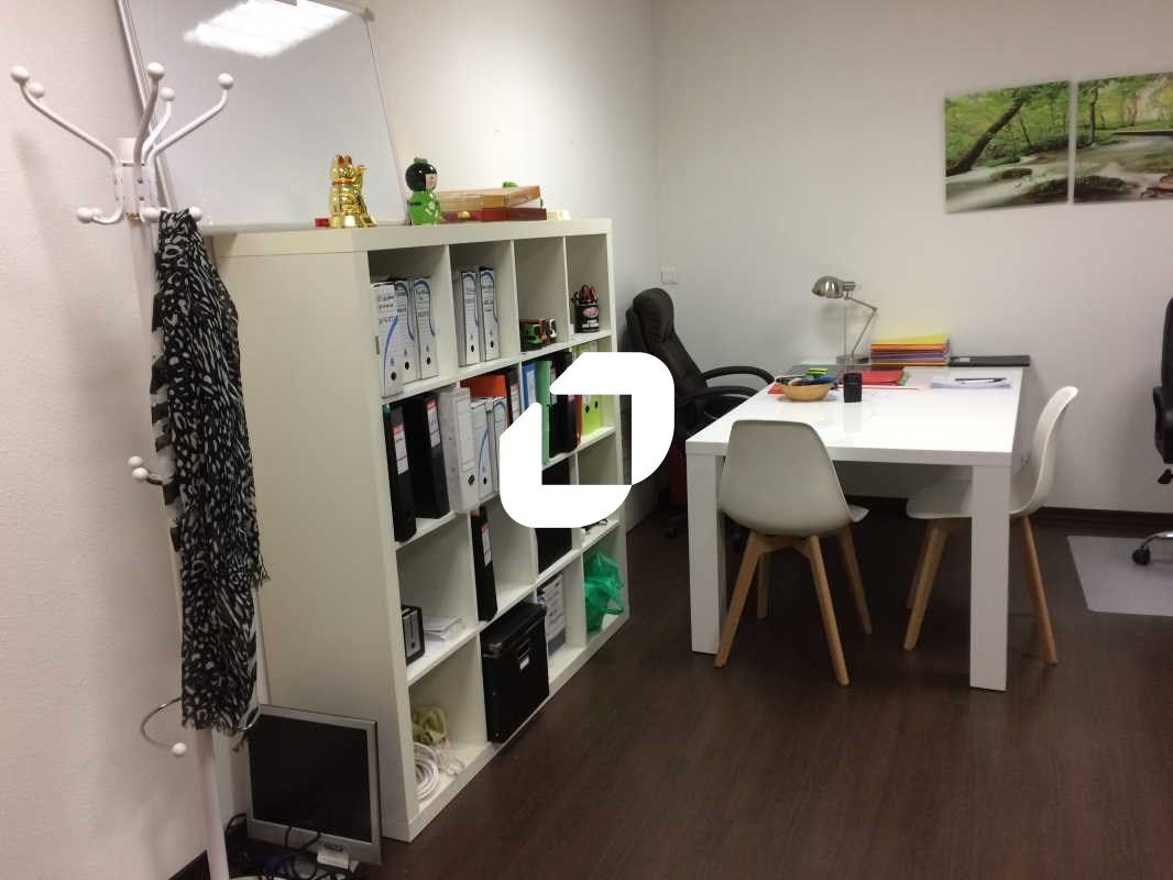 A proximité immédiate de la sortie 25 de la rocad