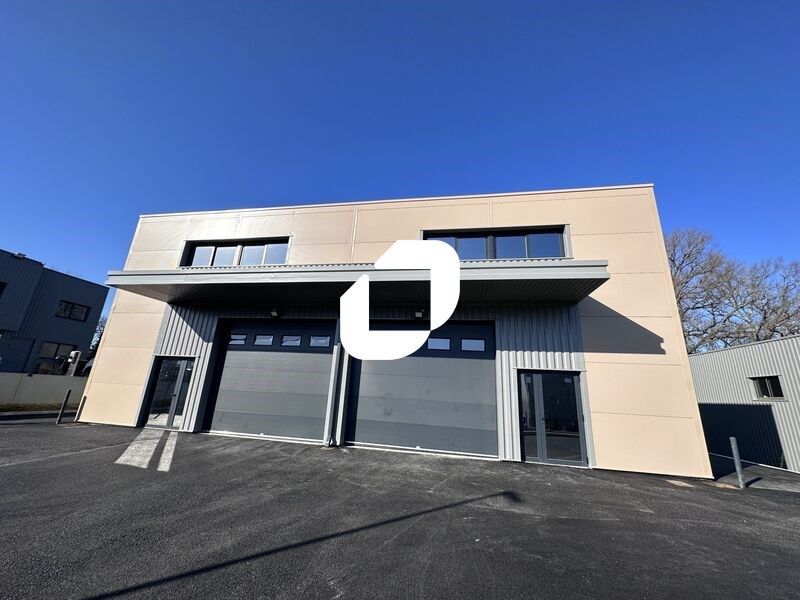 Au coeur d'une zone d'activité dynamique et récen