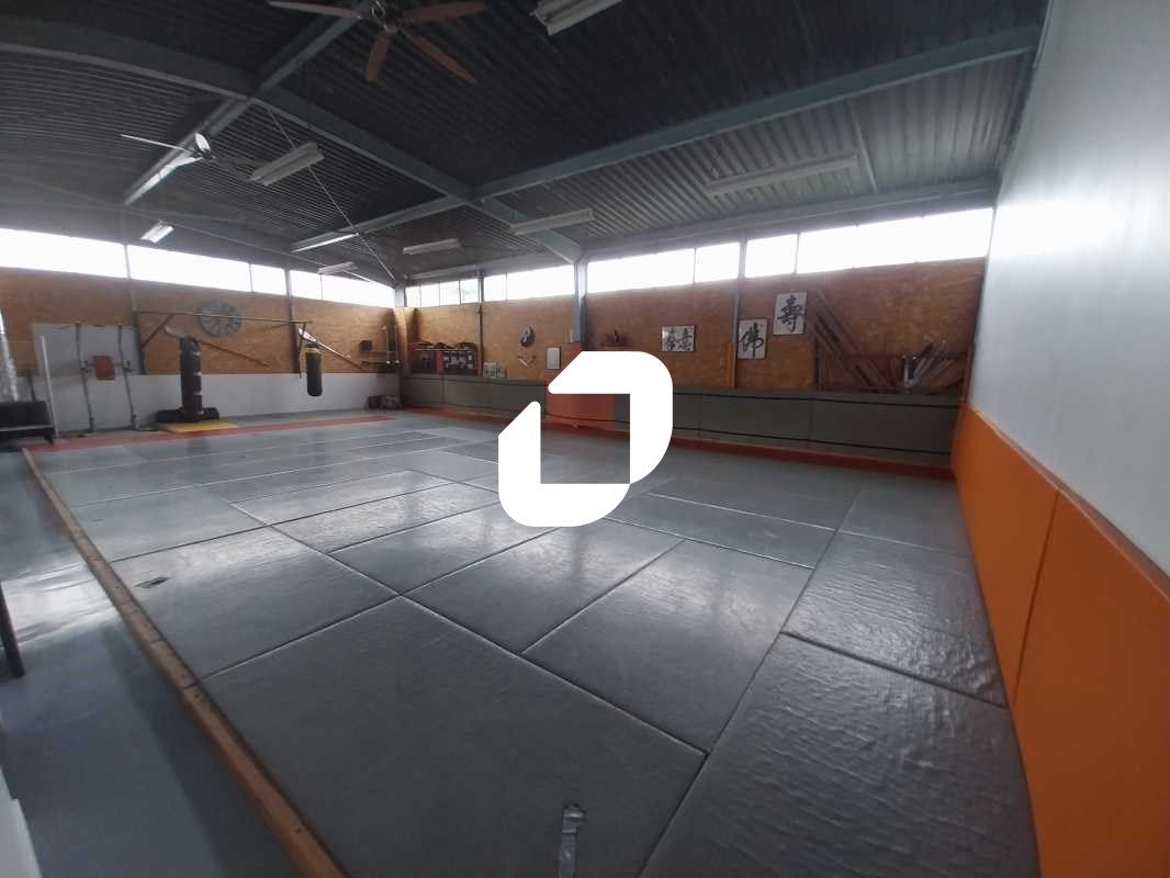 Proche de la sortie 4 dans la ZI de Bordeaux Nord