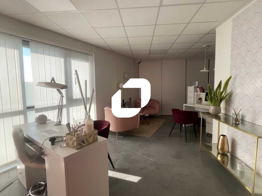 A proximité immédiate de la rocade est des différ