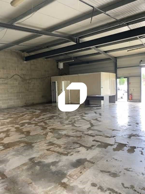 A proximité des différents axes routiers, IMMPROV