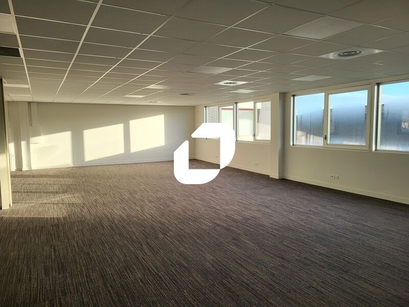 Situé dans la zone du Phare, à proximité immédiat