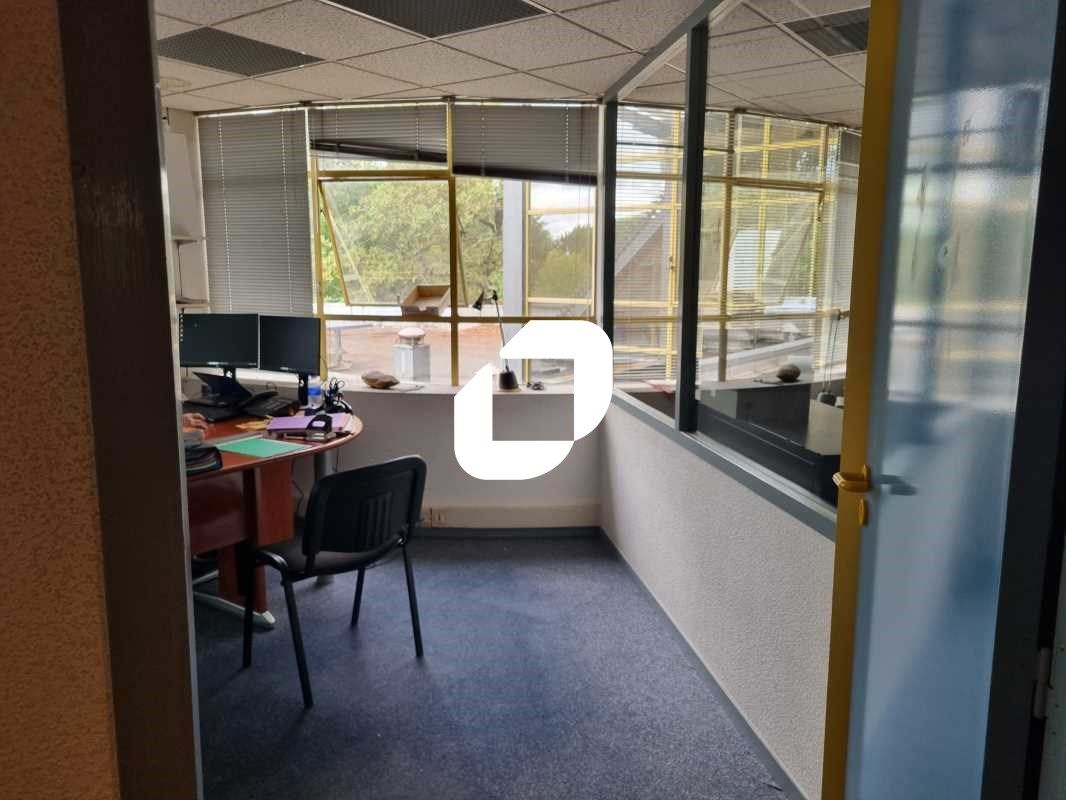 A proximité immédiate de l'arrêt tramway Cadéra I