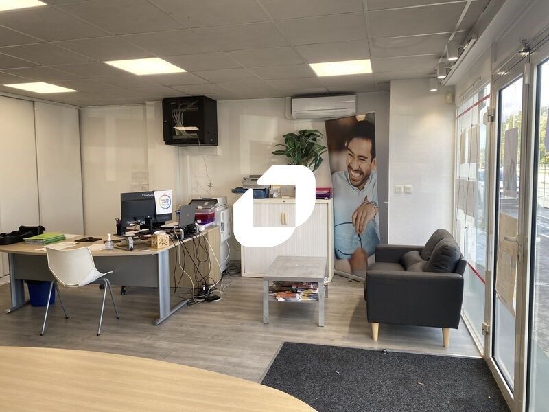 Sur un axe très passant, IMMPROVE vous propose à