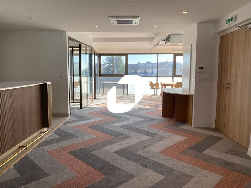 En plein centre-ville de Talence dans le quartier