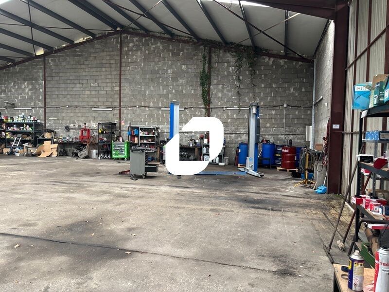 Rare sur le secteur ! Situé sur un axe passant en