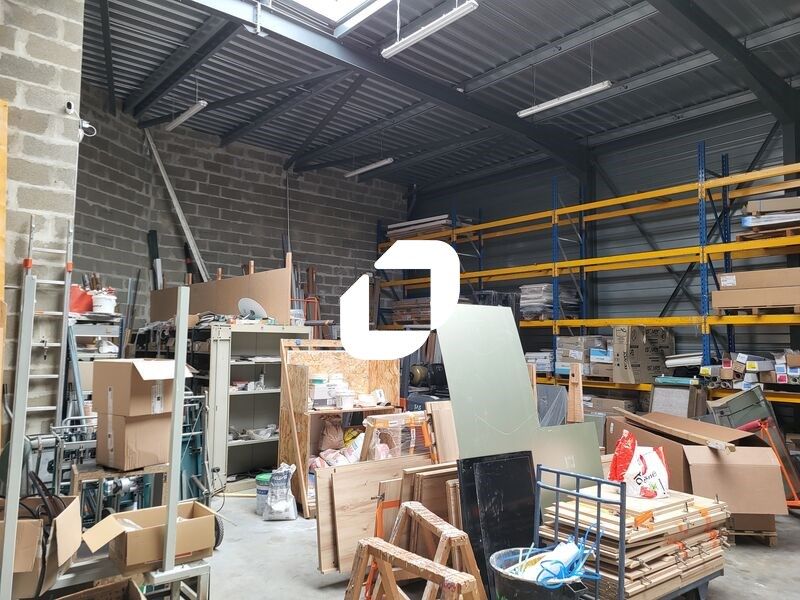 Au sein de la zone d'activité Magellan et à proxi