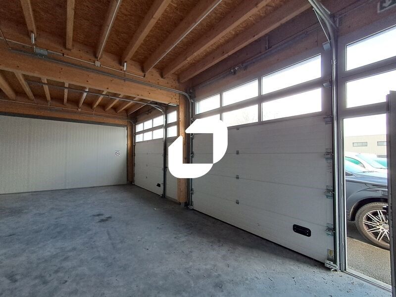 A proximité de la sortie de l'A10, IMMPROVE vous 