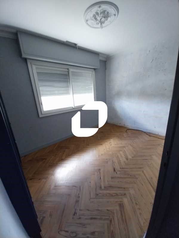 Sur un axe très passant d'Eysines, IMMPROVE vous 