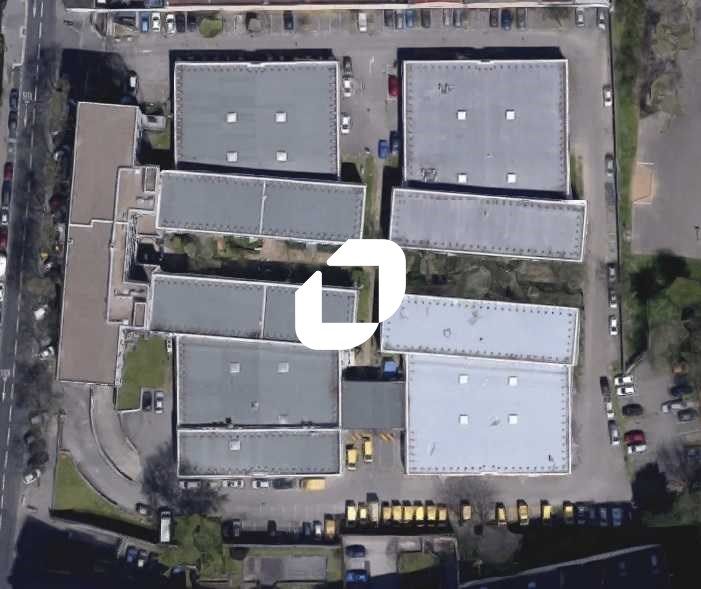 Location bureaux 1370 m² divisibles à partir de 102 m²