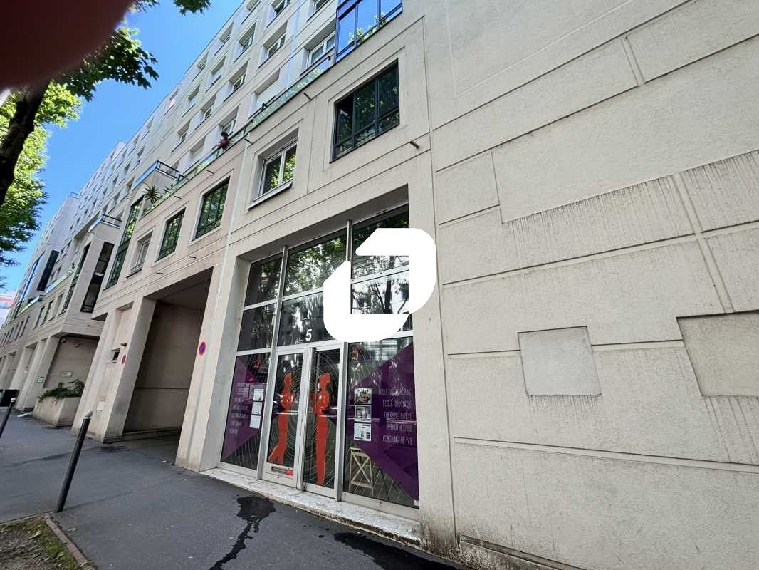 Immprove vous propose à la vente une surface de b