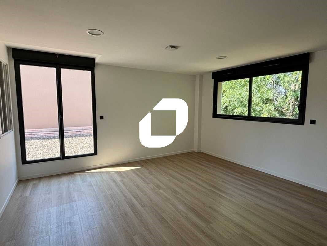 Immprove vous propose à la location une surface d