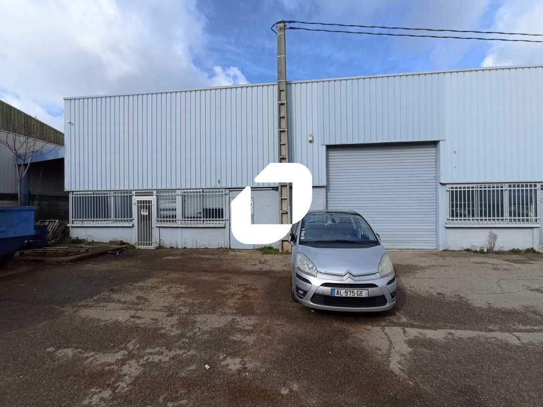 Immprove vous propose un local d'activité disponi