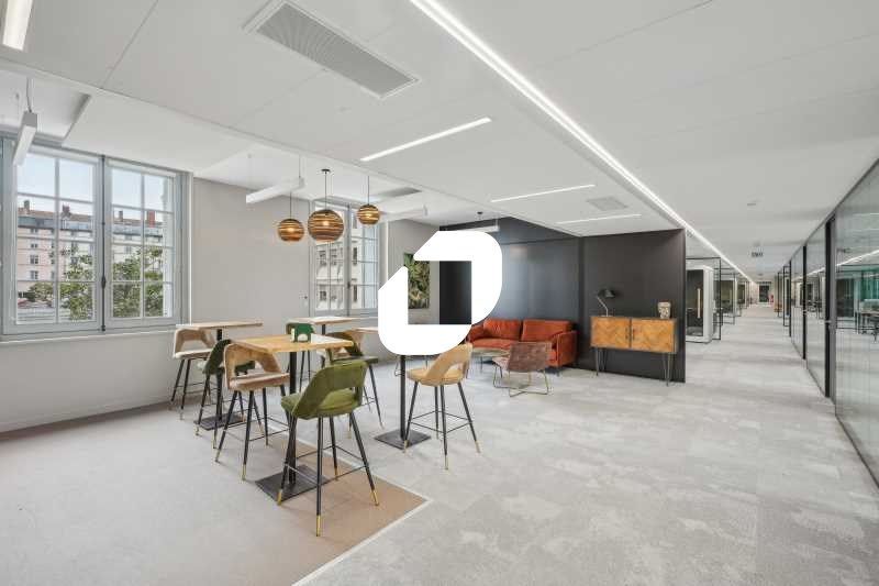 À la recherche d'un espace professionnel d'except