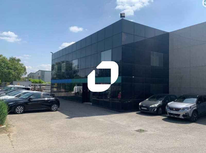 Immprove vous propose un bâtiment industriel de 2